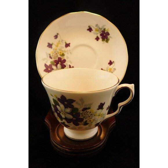 Royal Vale English Bone China Tea Cup Saucer With Violets Design Gold Trim - Picture 4 of 10